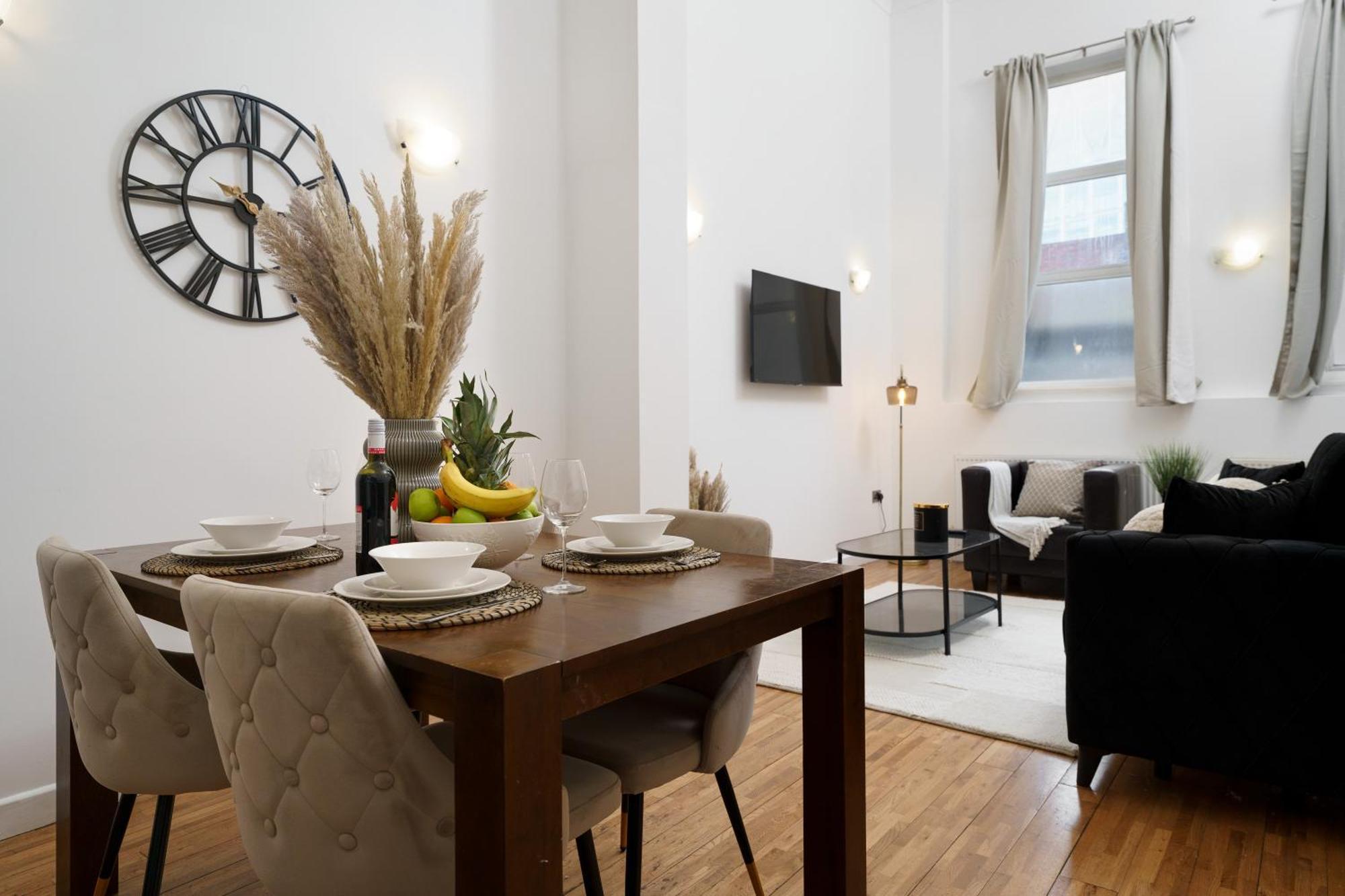 3br For 8 By Liverpool Street * London