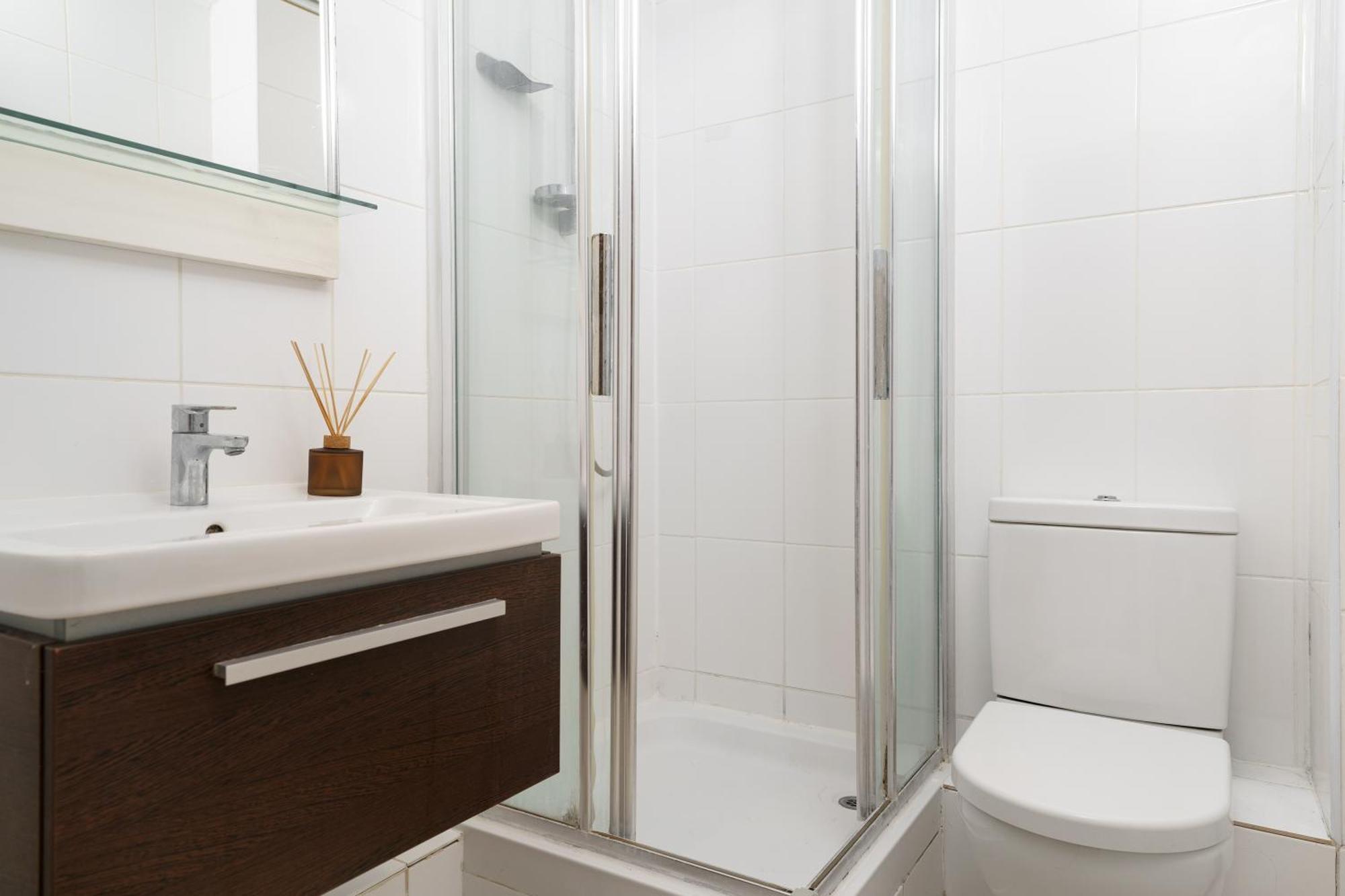 Apartment 3br For 8 By Liverpool Street *